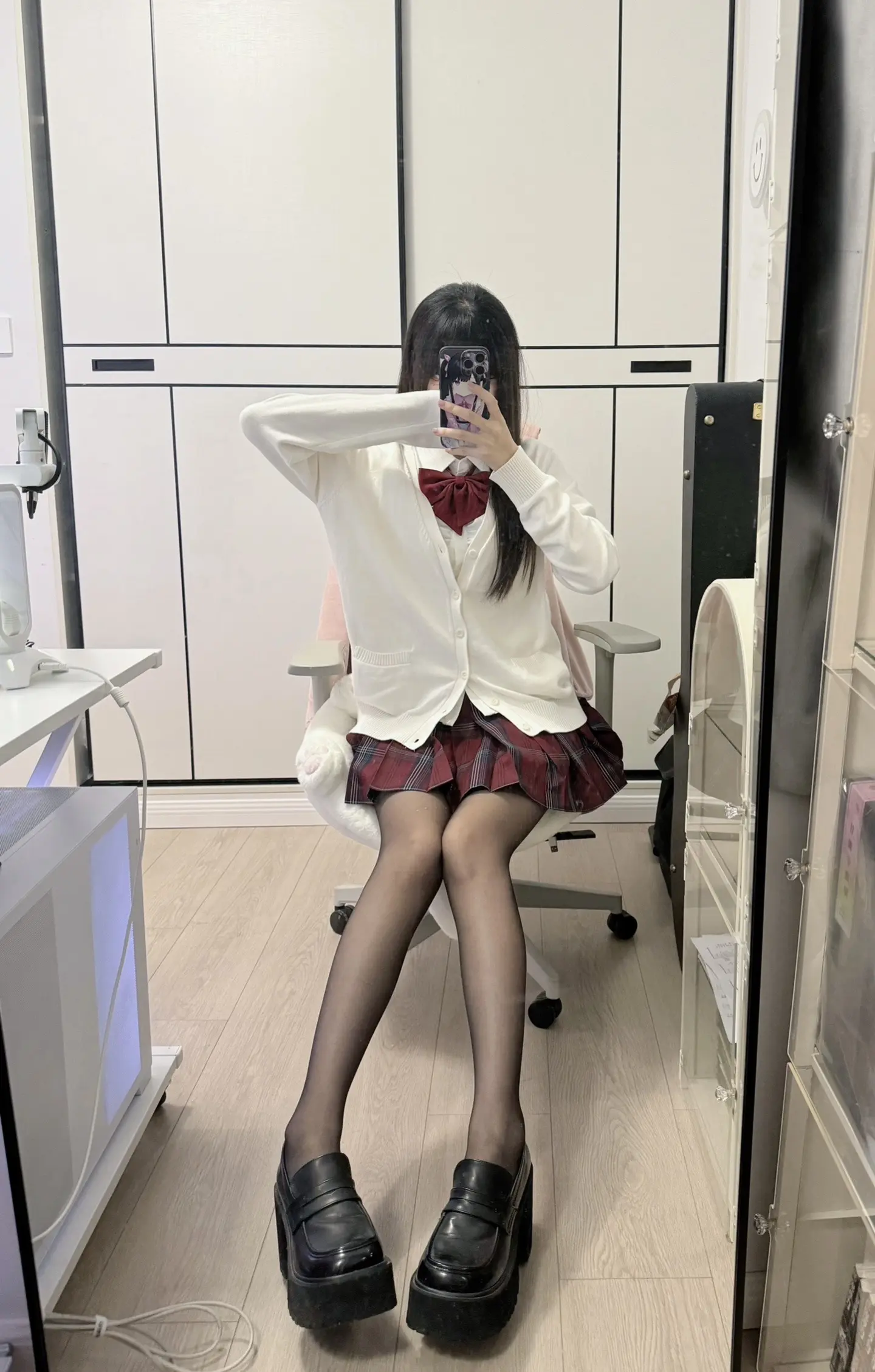 对不起邻居 我家没有在装修 我只是活的太累了在撞墙