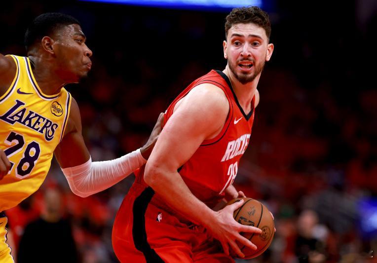 火箭0-3触发百分百出局定律：本季加时赛9战8败 三少83分仍输球北京时间4月2