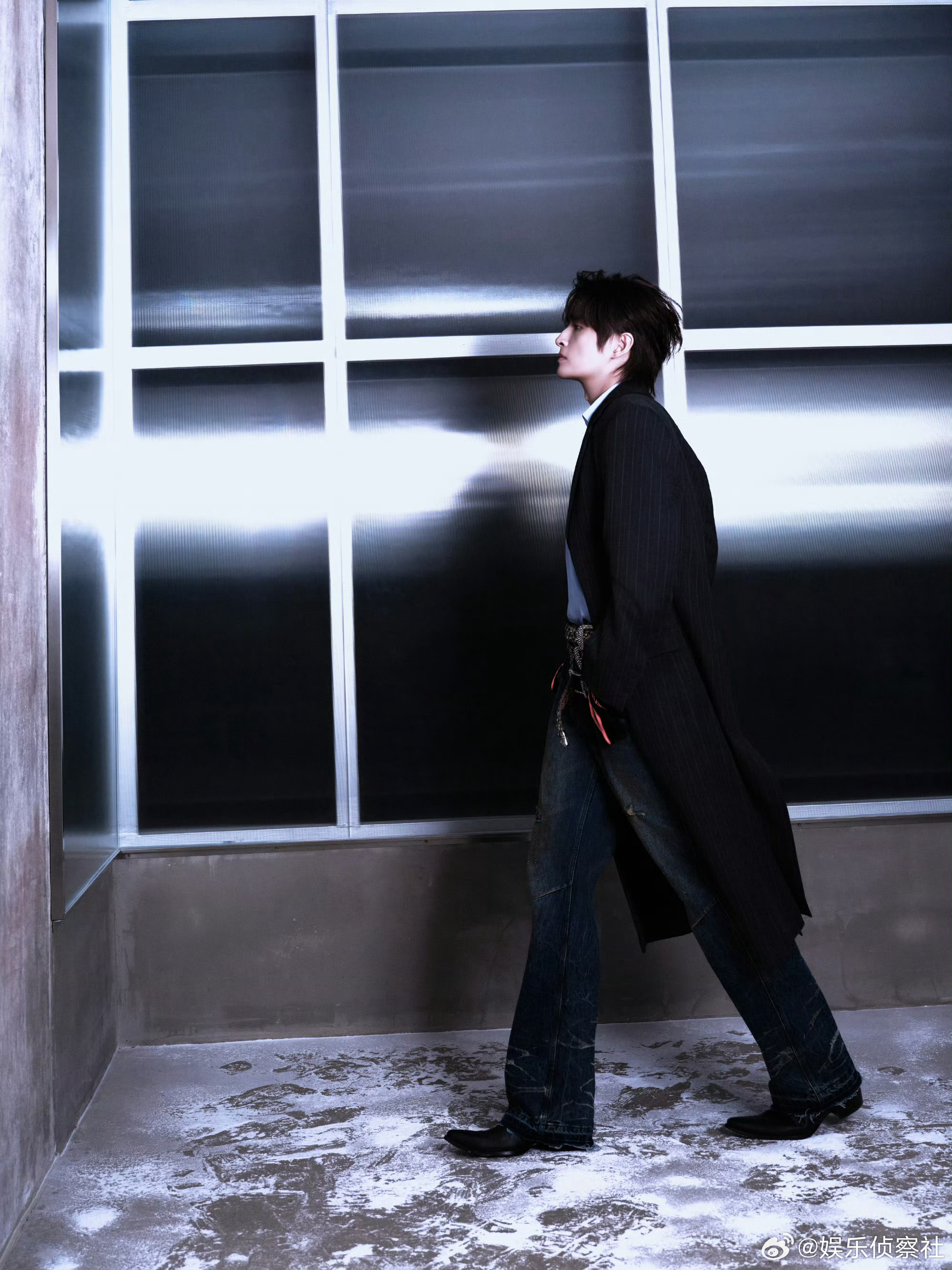 张远巅峰之夜造型、张远巅峰之夜出图张远巅峰之夜这套长款燕尾服造型真的杀疯了！利落