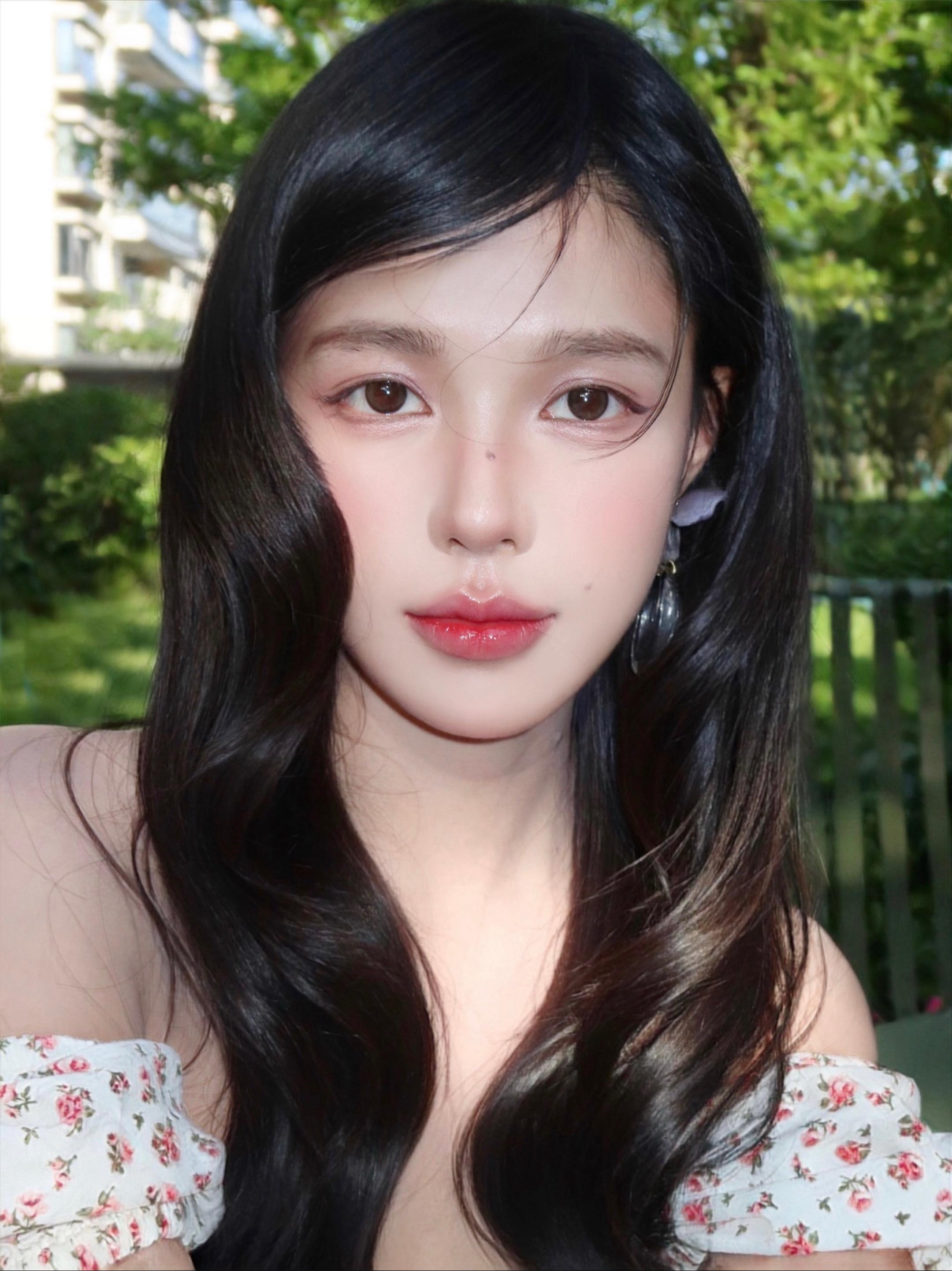 summertime sana卷发 妆容分享 日常
