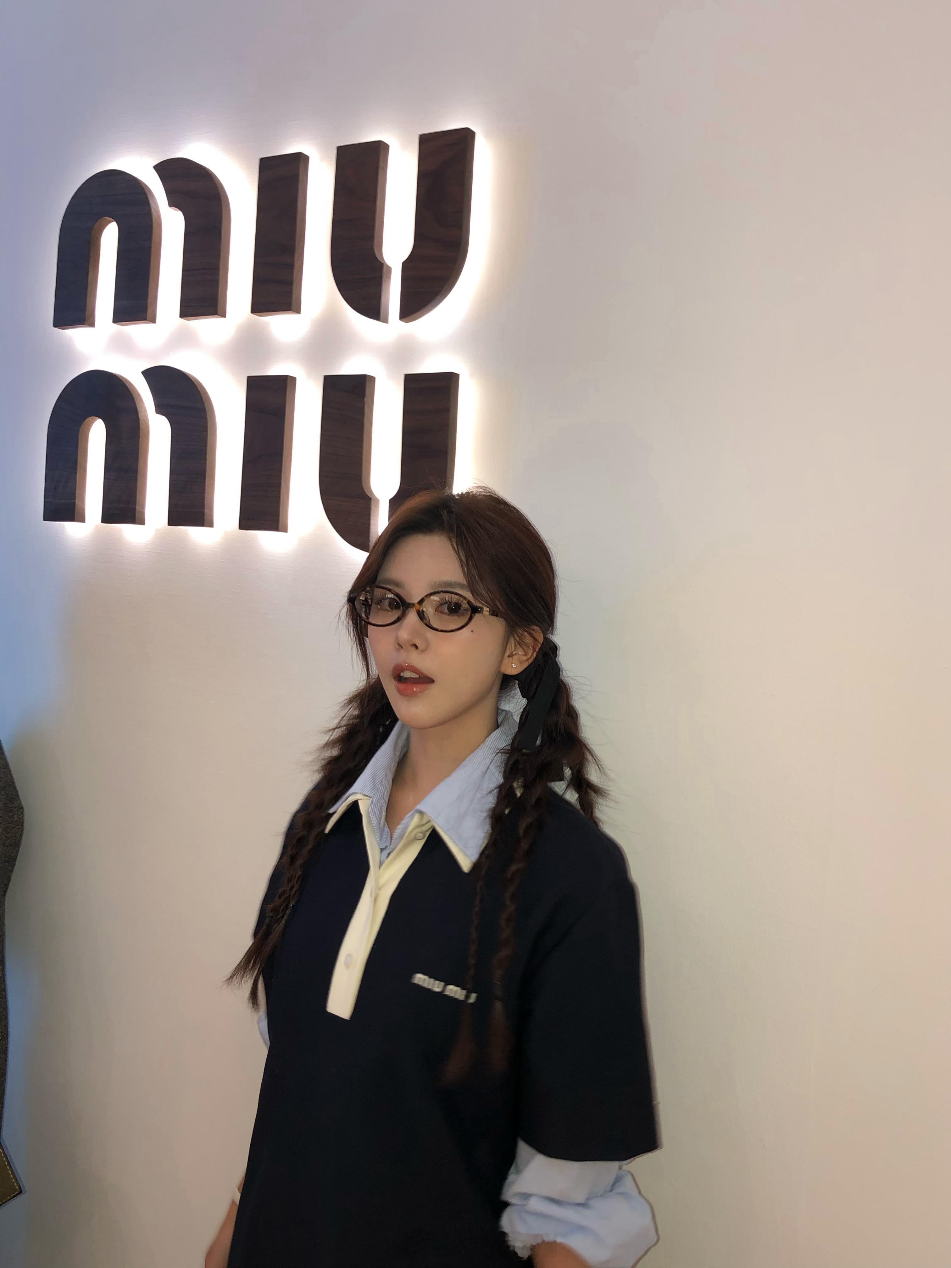 Miumiu girl👩🏻💻 