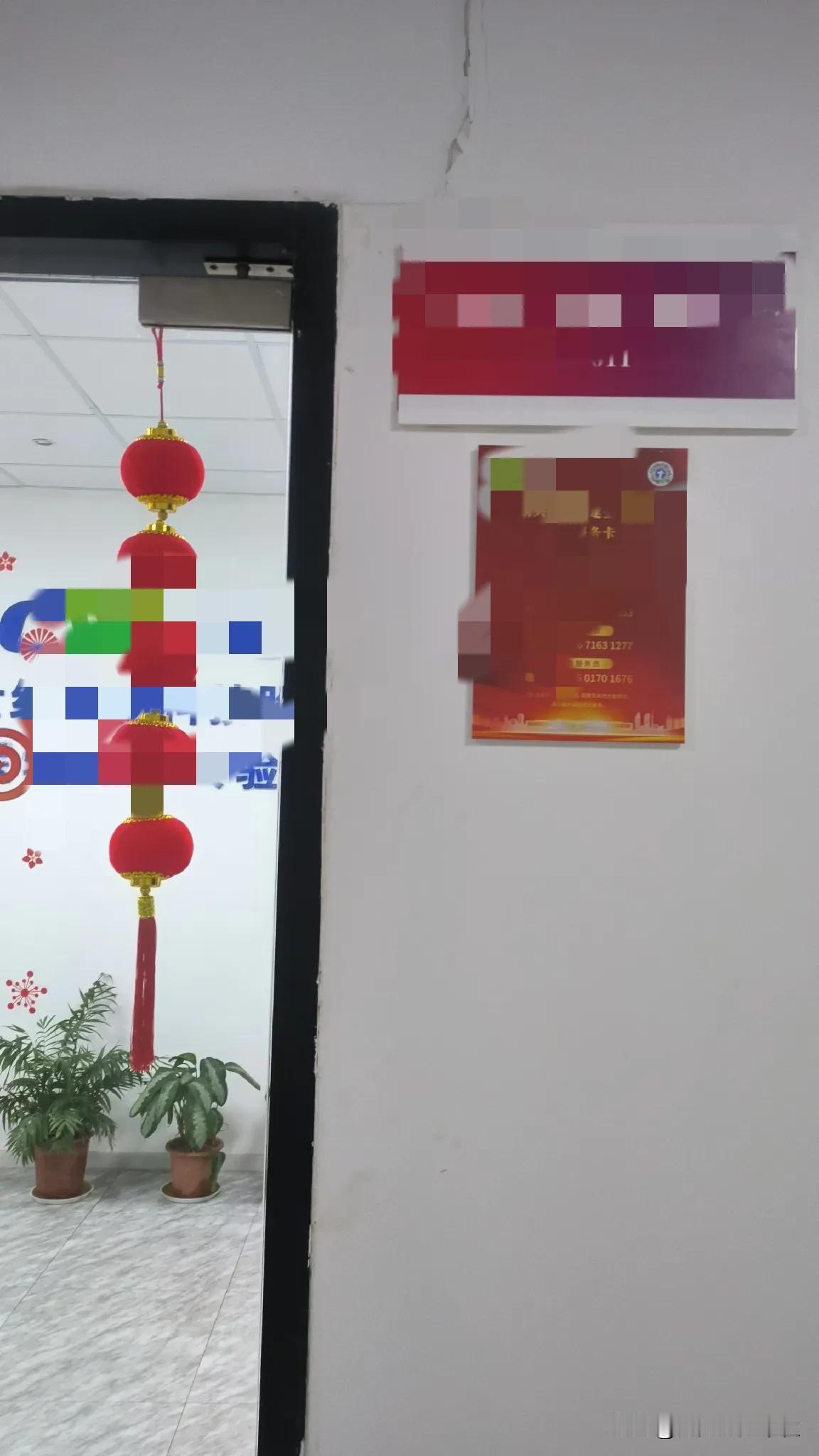 别看大涛涛年纪小，可是他心里的主意却很大！他妈妈爱打麻将，每次下了班就往麻将馆跑