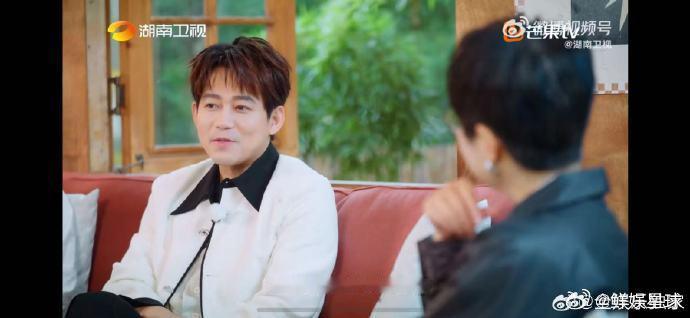 苏醒[超话]苏醒喜欢自己的所有作品湖南卫视背后 苏醒对自己的作品是真爱！不管红不