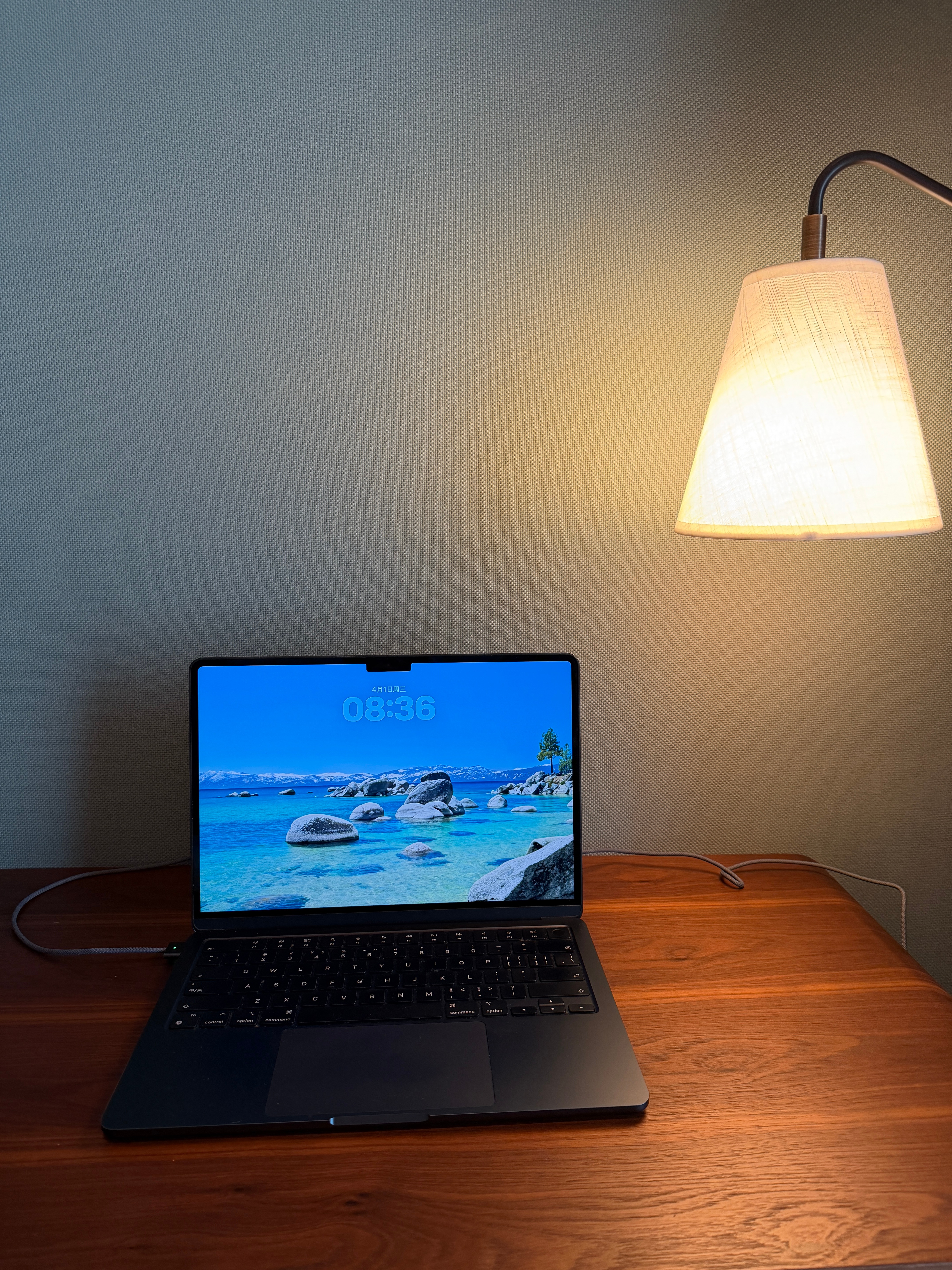 手机售后维修价格谁最良心 别扯什么高端品牌溢价，手机维修贵就是收割韭菜！官方售后