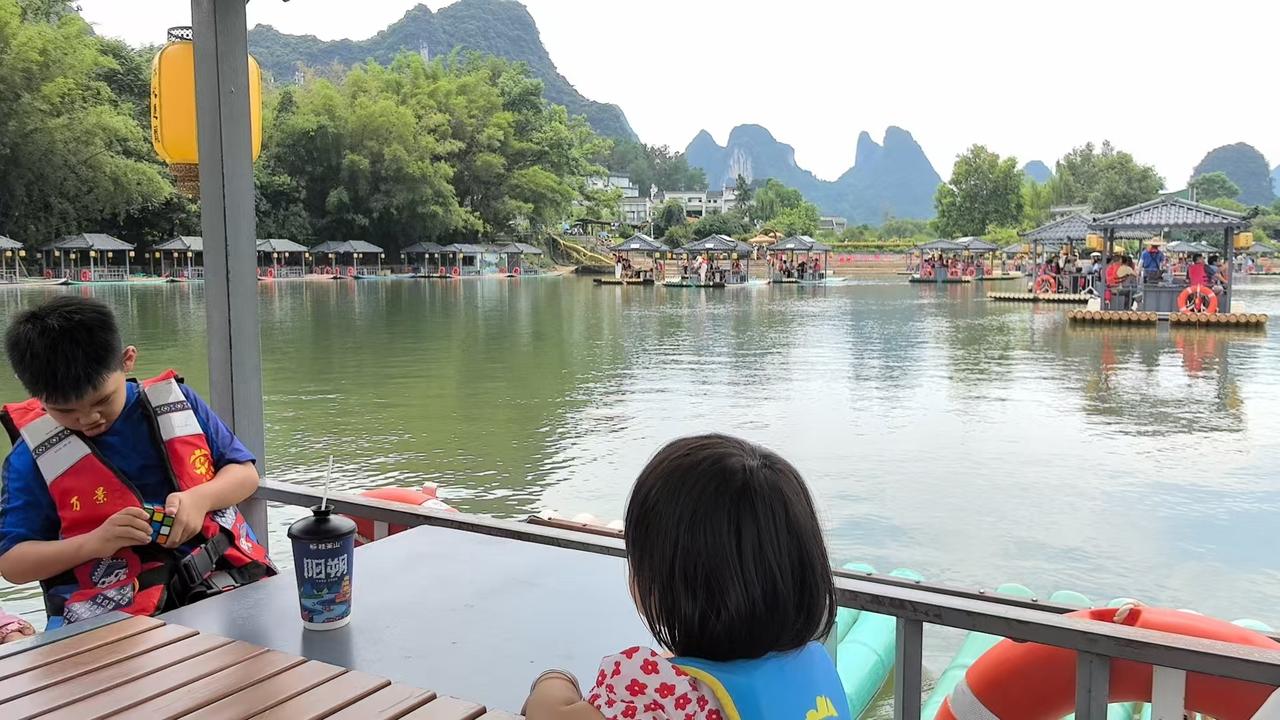 真正的大格局者是怎样的？
      真正的大格局者，有诸多特质让人钦佩。
  