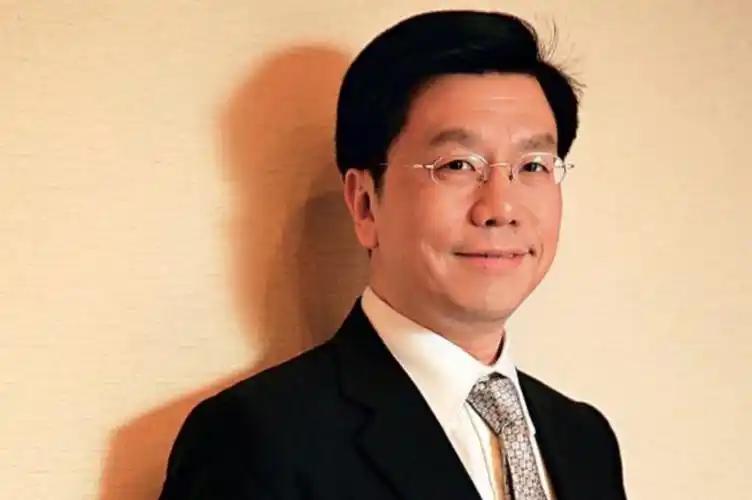 一位老道长说：
“人生的顺序，不要搞反了。
睡觉第一，吃饭第二，运动第三，工作第