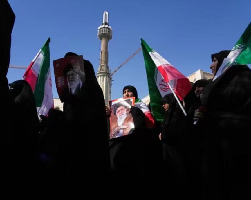 伊朗可以说是二战后唯一一个敢于打击美国霸权的国家，大家可以仔细回想一下，二战后，