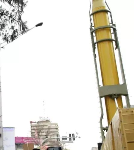 全球第四超级大国伊朗依然很强硬

法尔斯通讯社报道，伊朗哈塔姆.阿拉比亚中央司令