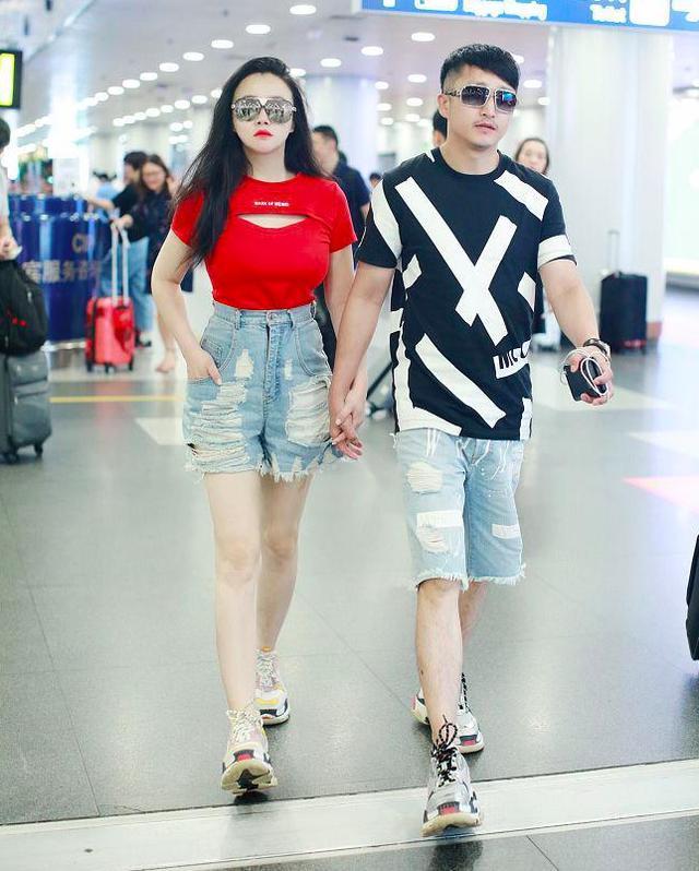 冉莹颖说，她想通过参加节目改善夫妻关系，挽救这段婚姻。这话其实挺假的，准确的说，