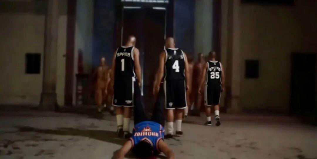 看雷霆比赛总感觉别扭？
秘密藏在那个“推人”的辅助手里。
最新裁判报告亮了红灯。