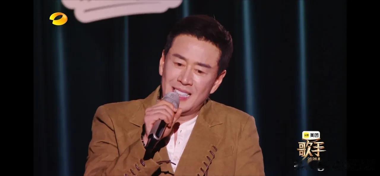 没想时隔七年重回《歌手》，曾经四夺周冠的杨坤，竟一场舞台便遗憾止步，看完心中满是