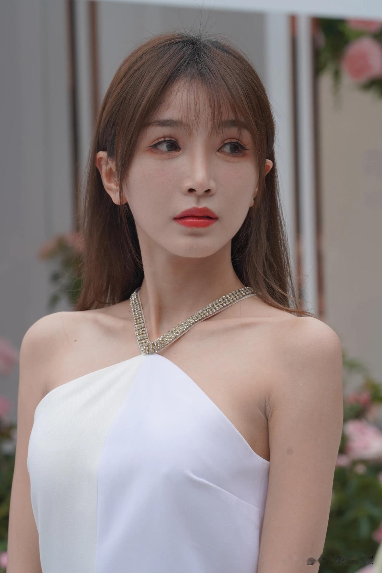 三生有幸认识你即使悲凉也是情！