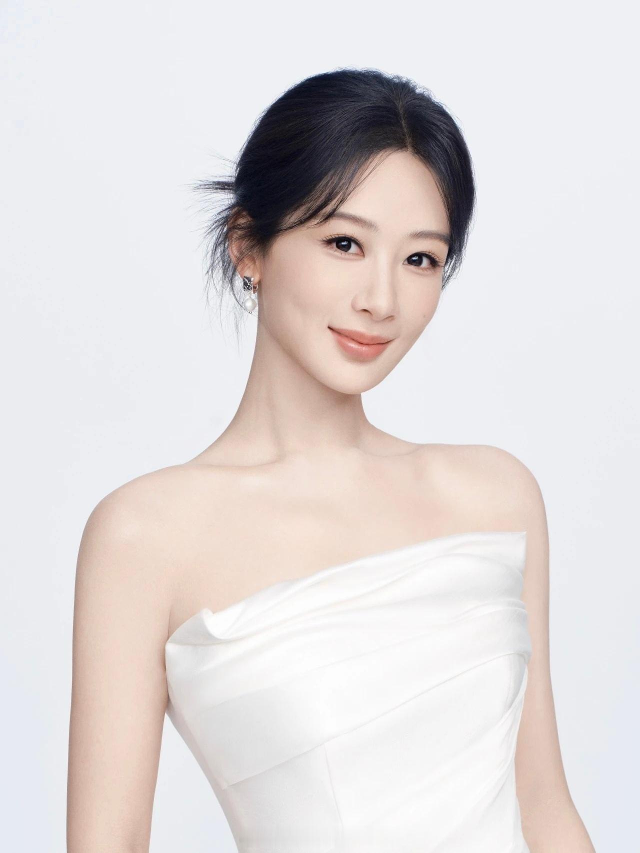 杨紫白玉兰新的公示照 好美🔥 ​​​