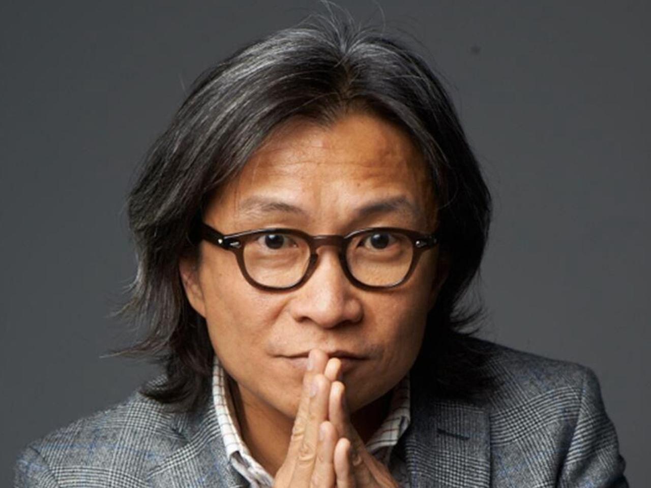 导演陈可辛车祸，有惊无险。

近日，陈可辛因躲避一只冲出的狗，酿成车祸，还好车子