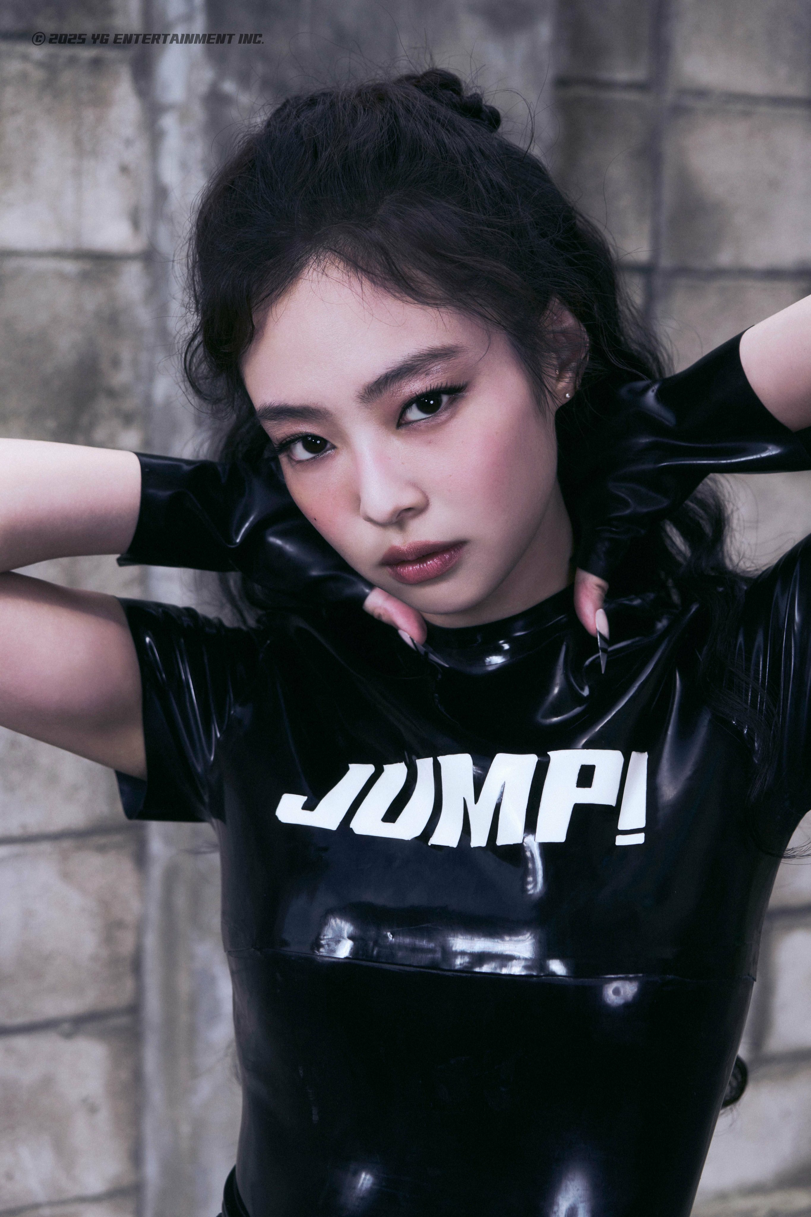 BLACKPINK曝光回归新单JUMP海报！坐等周五中午12点大首播！！！[亲亲