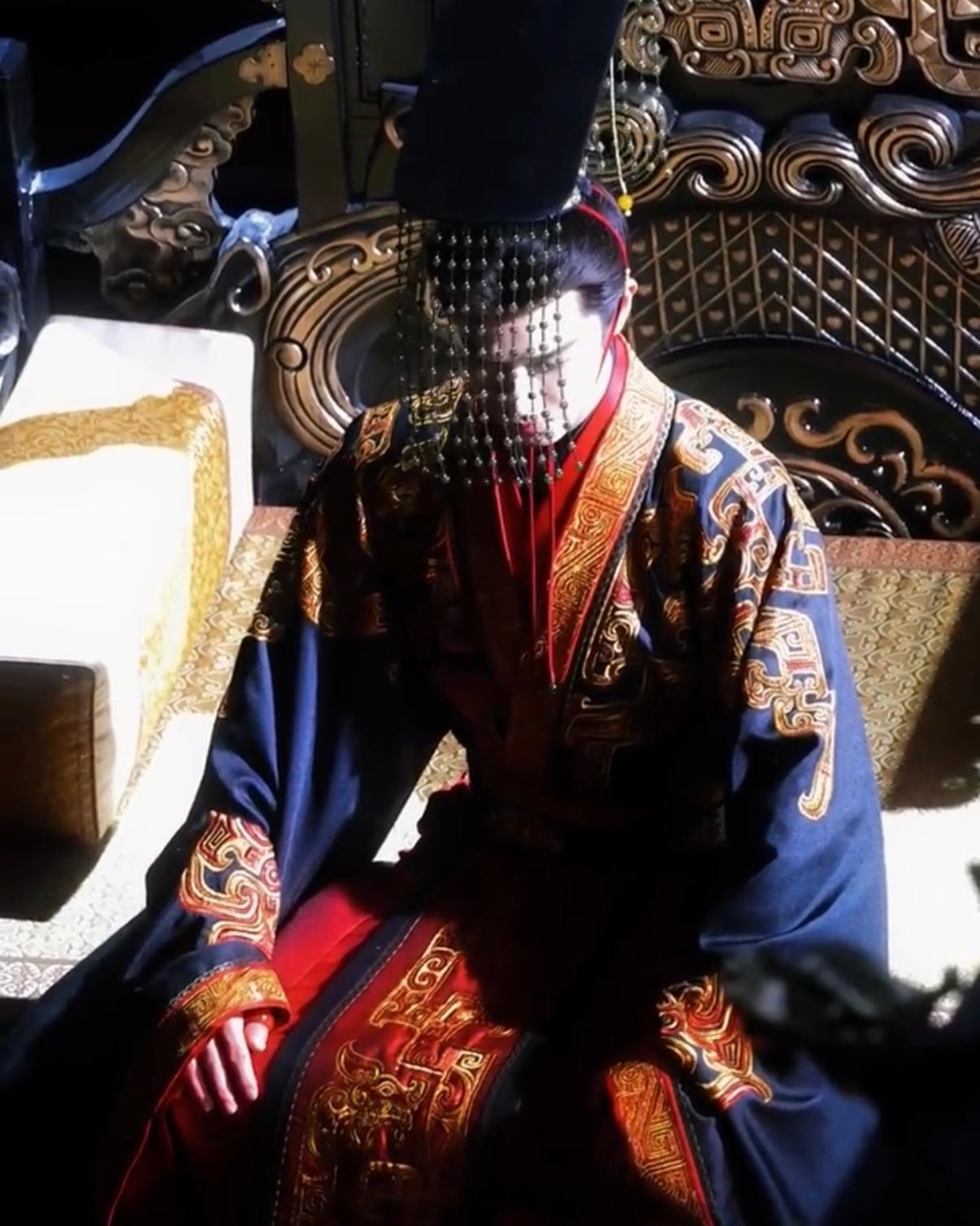 李昀锐我那迷人的大王李昀锐大王登基路透 我天哪！李昀锐我那迷人的大王太帅了