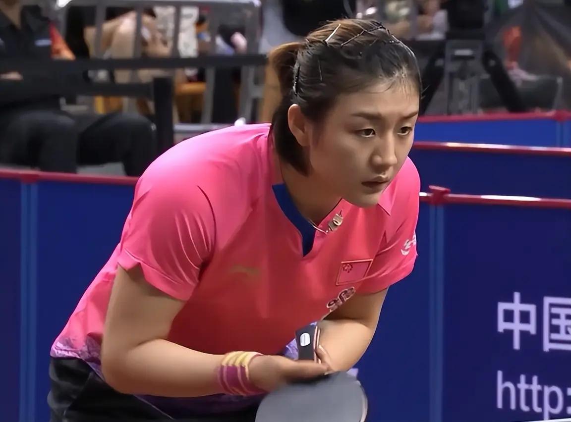 陈梦发挥“定海神针”的作用，决胜盘横扫对手，帮助球队晋级半决赛！全运会乒乓球女团