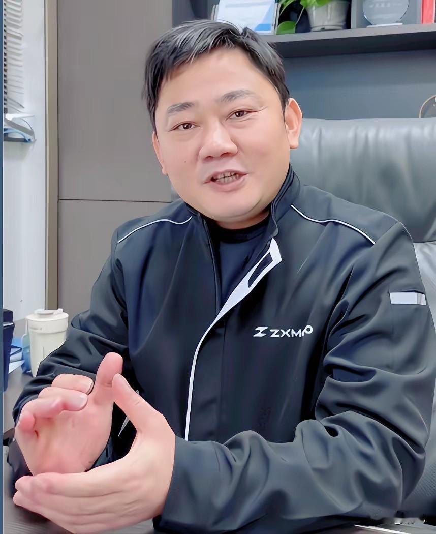 他靠自研技术在WSBK夺冠，打破欧美日垄断，品牌成立2年销量、估值亮眼。

但对