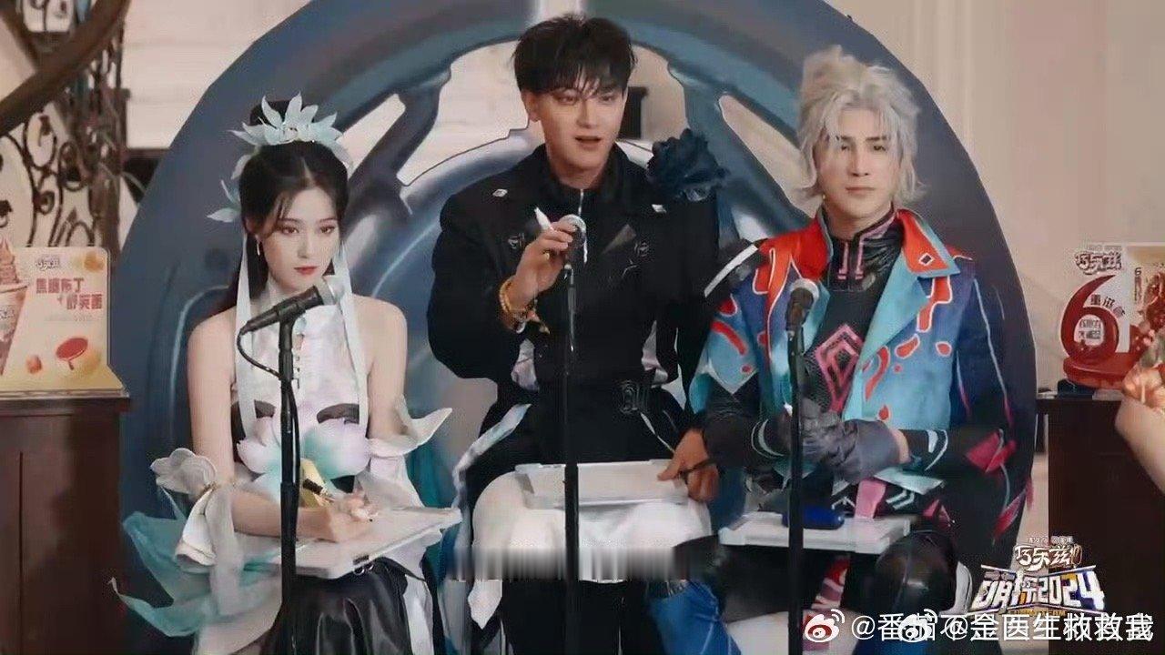 现在说求婚成功我也不怀疑了[笑cry][笑cry]#徐艺洋说吵架会被黄子韬拉黑#