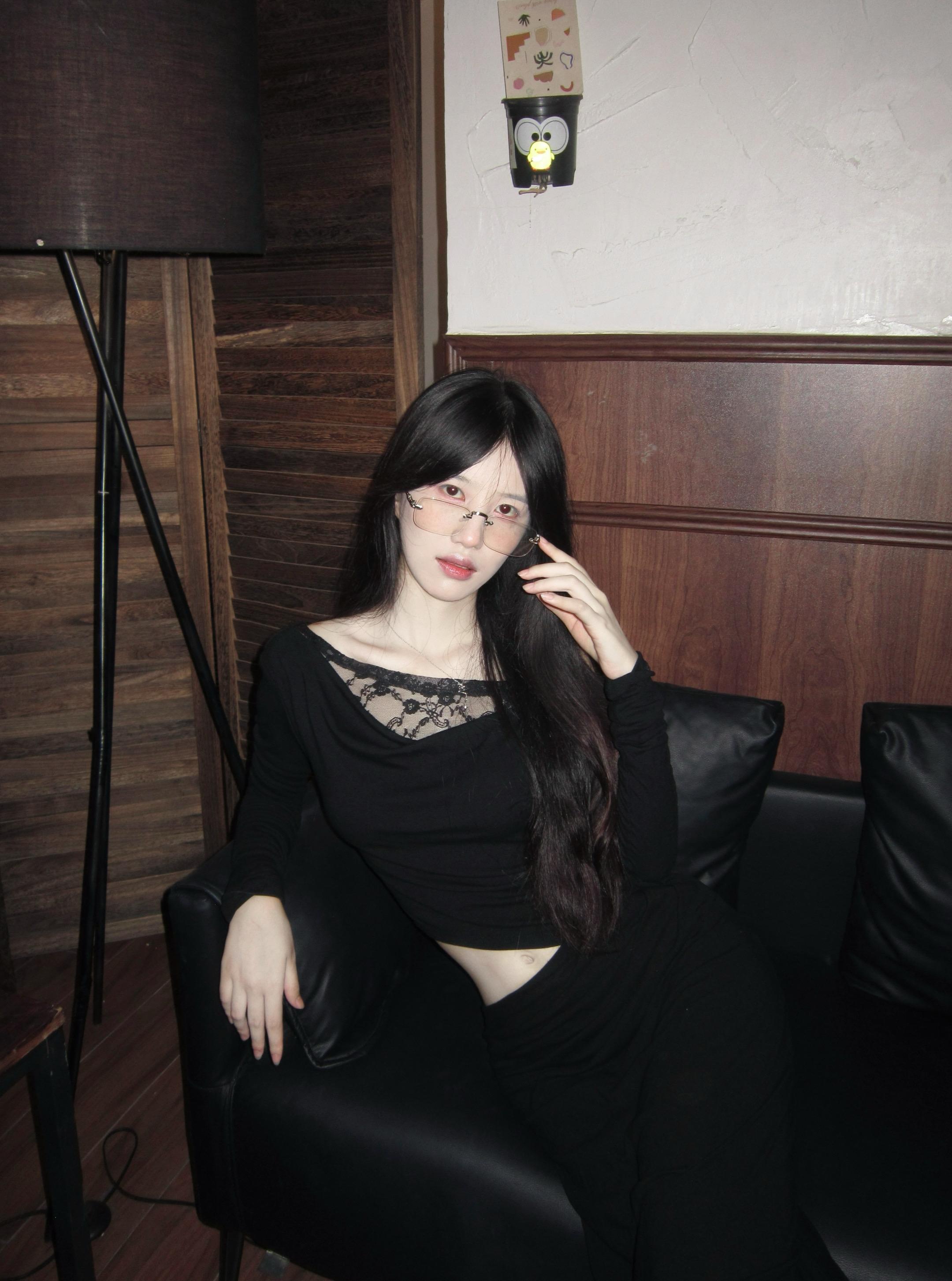 你说的你家有小猫咪，是你自己？