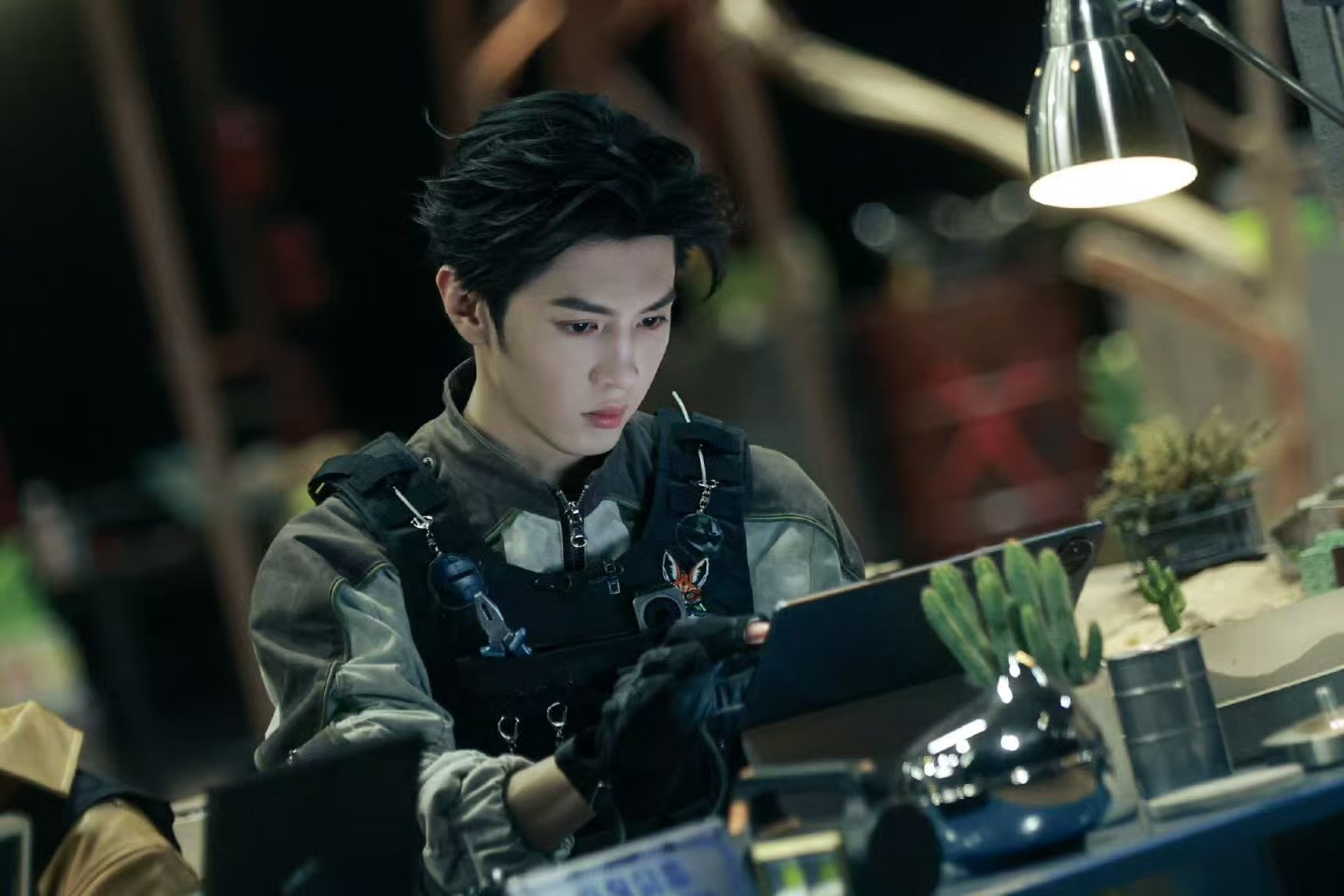 陈哲远特工look陈哲远特工造型陈哲远特工造型，好帅呀，