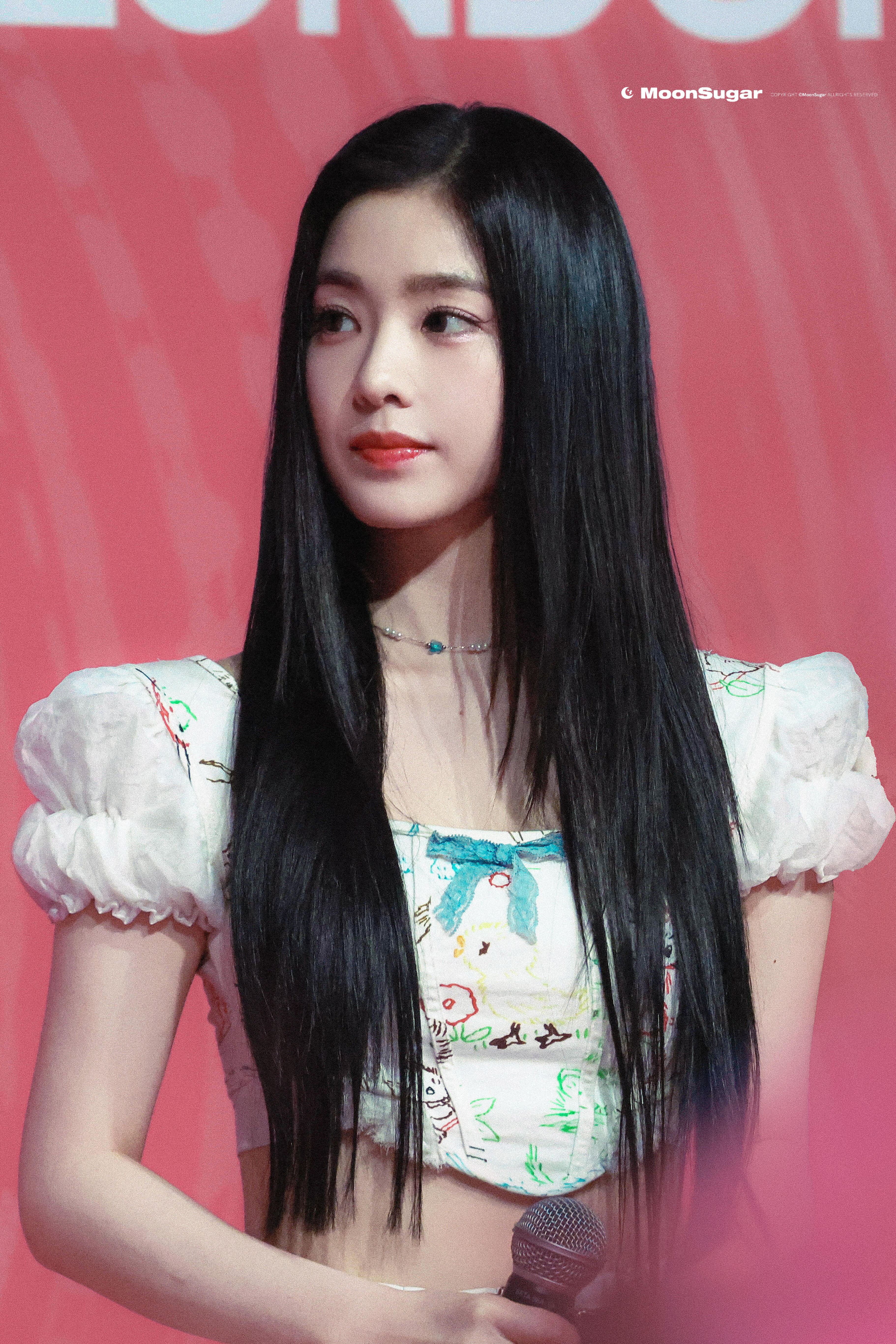 这是我见过最嫩的35岁的女人 裴珠泫怕不是参加了满35-20活动…. 