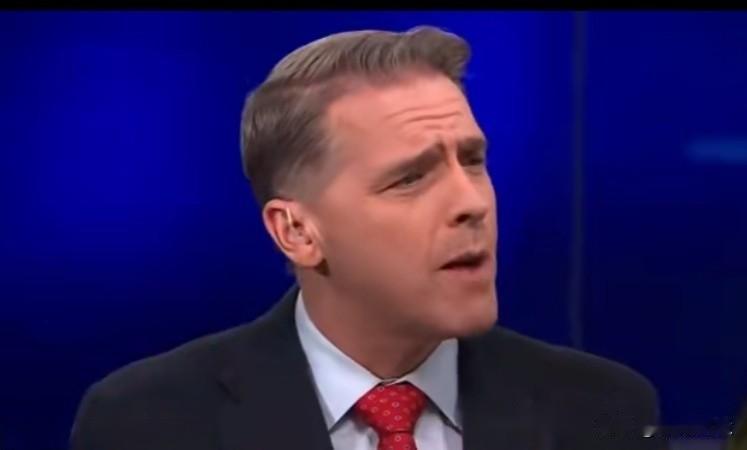 CNN主持人斯科特·詹宁斯在谈论爱泼斯坦档案时表示:“爱泼斯坦文件里克林顿出现得