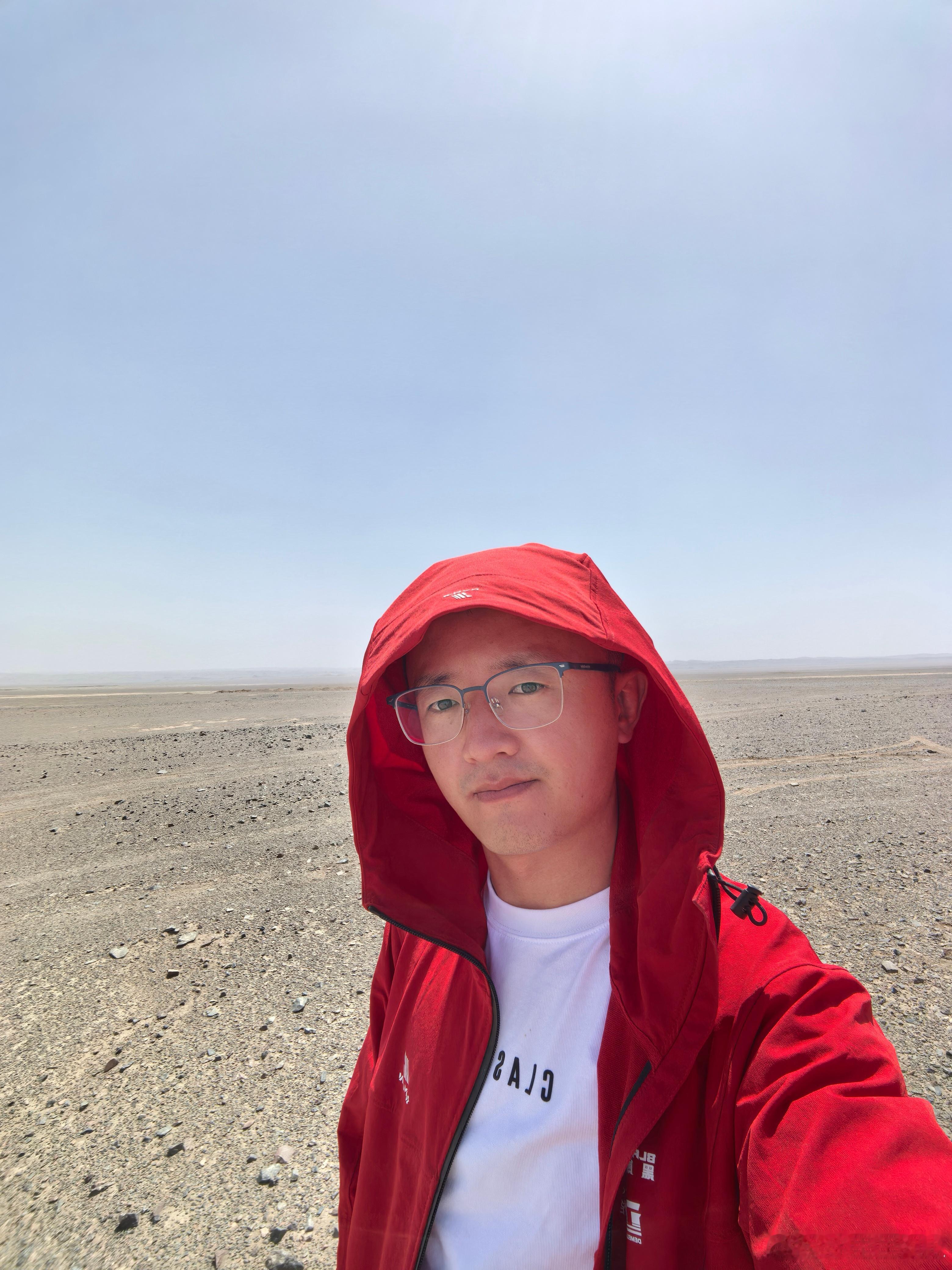 给大家介绍一下今天的环塔吧。第一天正赛，SS1赛段。从乌鲁木齐县到鄯善县，全长2