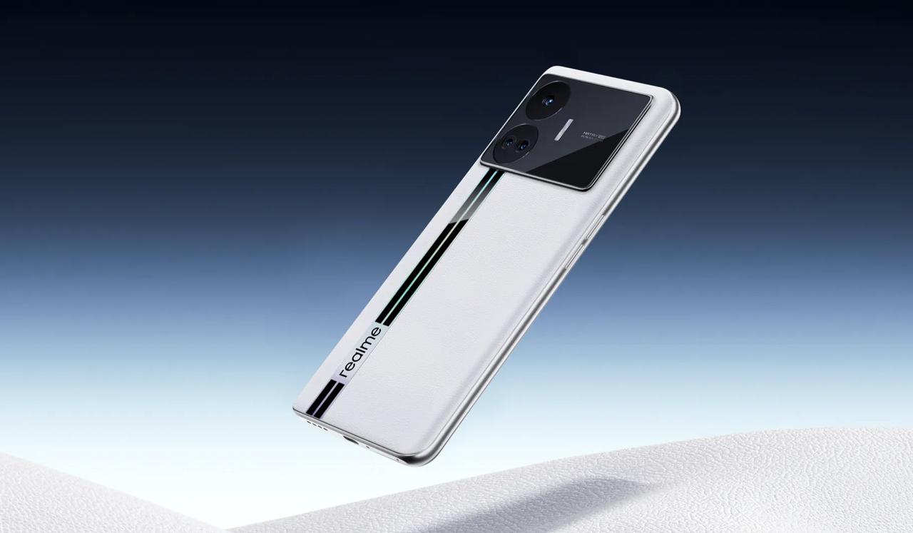 下半年换新机怎么选？这份选购指南收好了，盘点不同价位中我最推荐的系列、机型。

