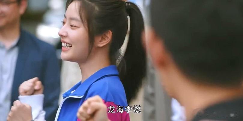 谁说他俩互相暗恋对方的？格局小了！~

李燃和程雨杉确实挺磕的，有人觉得他们俩互