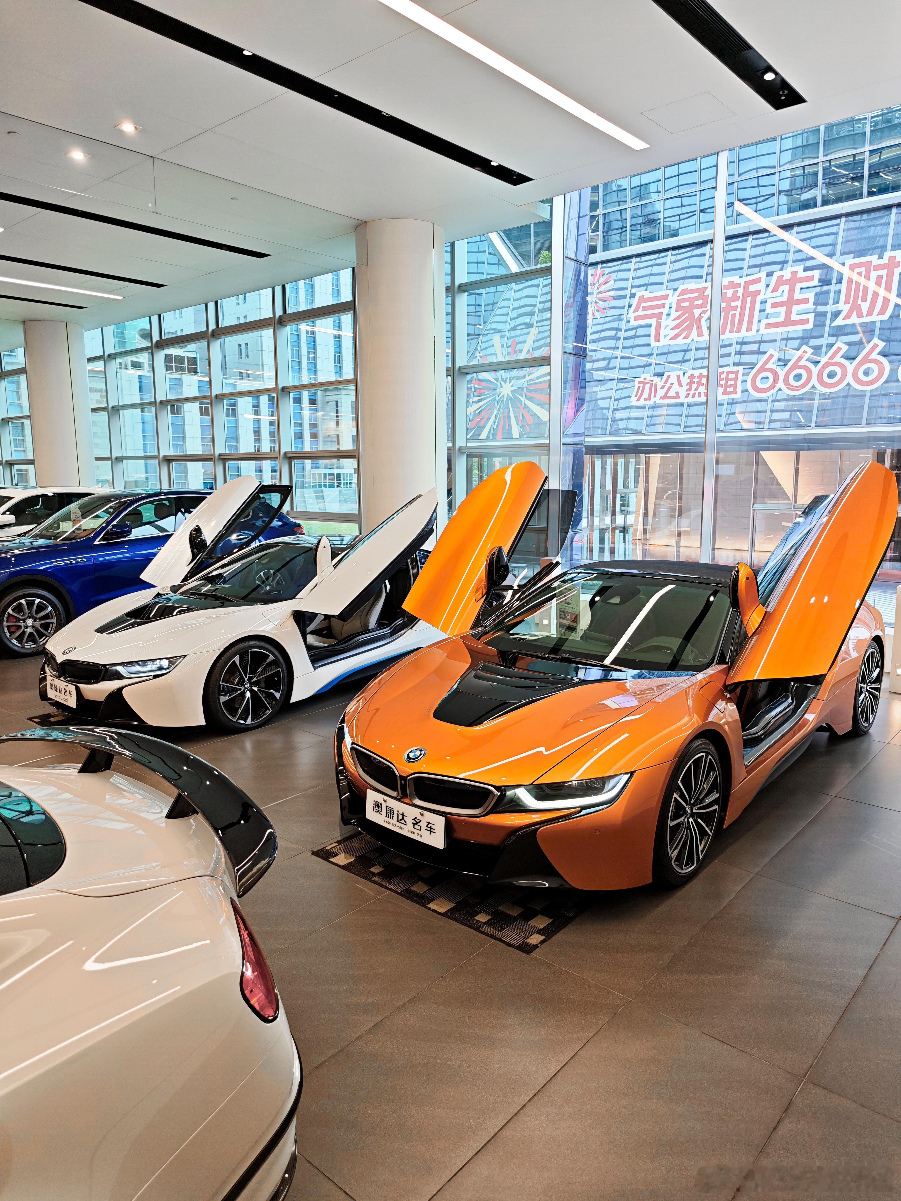 12年前的梦幻座驾，现在这么便宜这个造型，很难相信是2014年发布的车中置四驱的