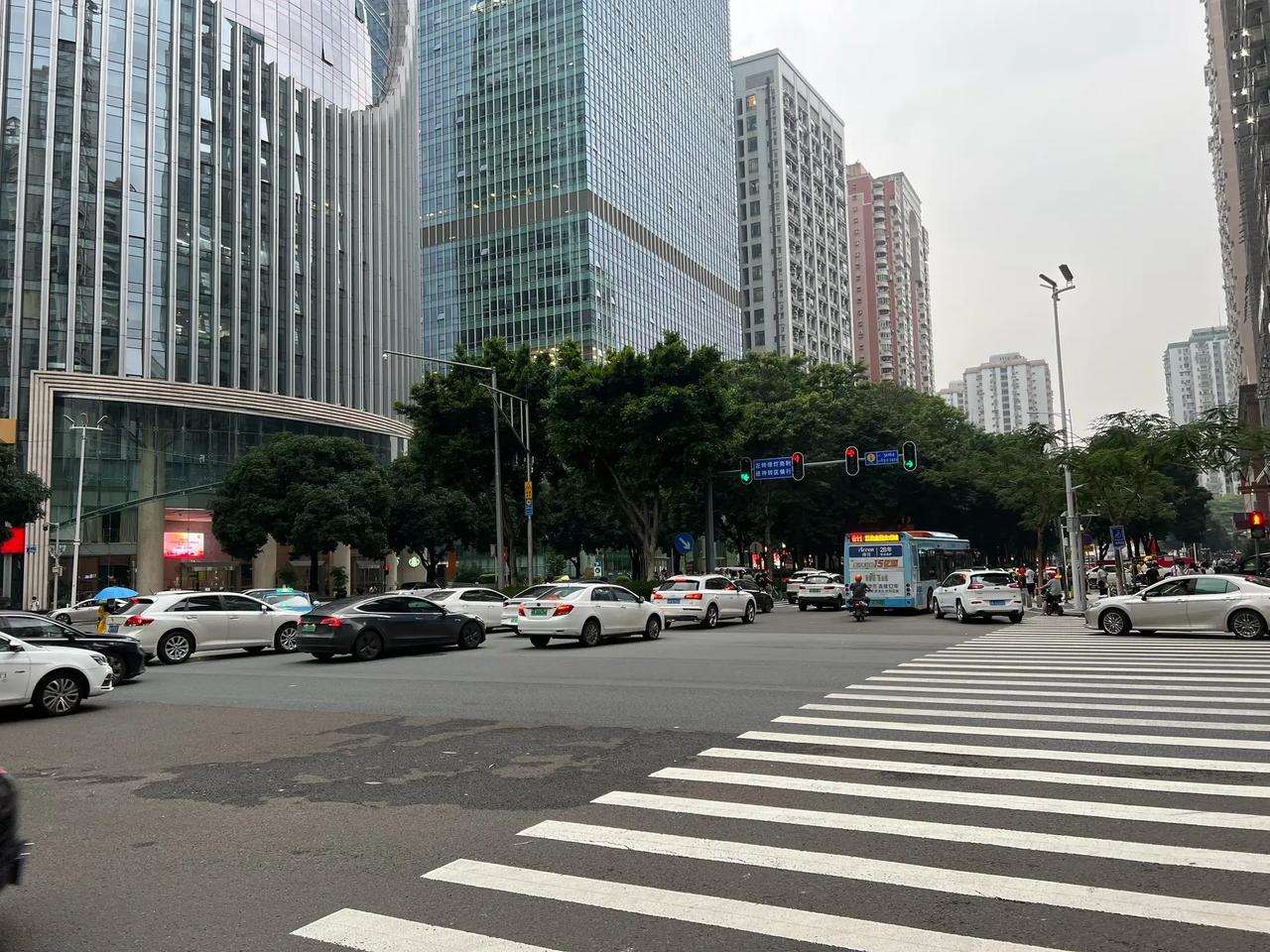 于海青：为何说广州城市竞争力依然很强？ 广州的城市地位不需要过多言表，首先是一线