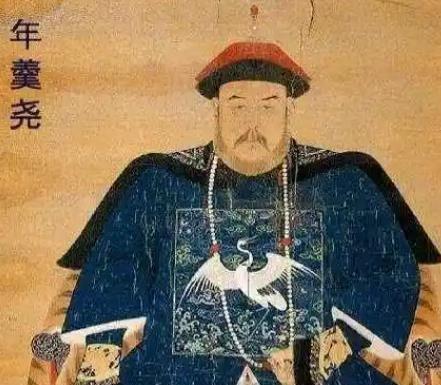 1725年，年羹尧得知消息自己将被问斩，索性将已经怀有身孕的小妾送给了一个落魄秀