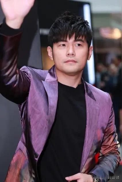 周杰伦演唱会又搞事情了，这回带女儿上台当“嘉宾”

不是，我就想问问，4月3号那