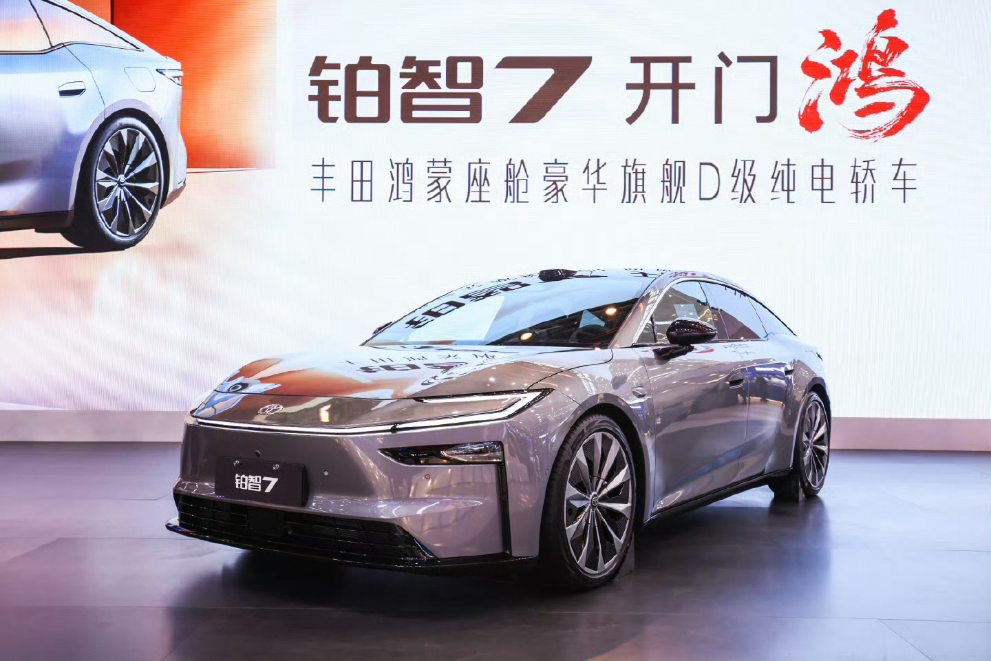 今年车展明显的趋势和资车发力更猛了，单条发微博也是感觉他们就完全融入到滚的市场，