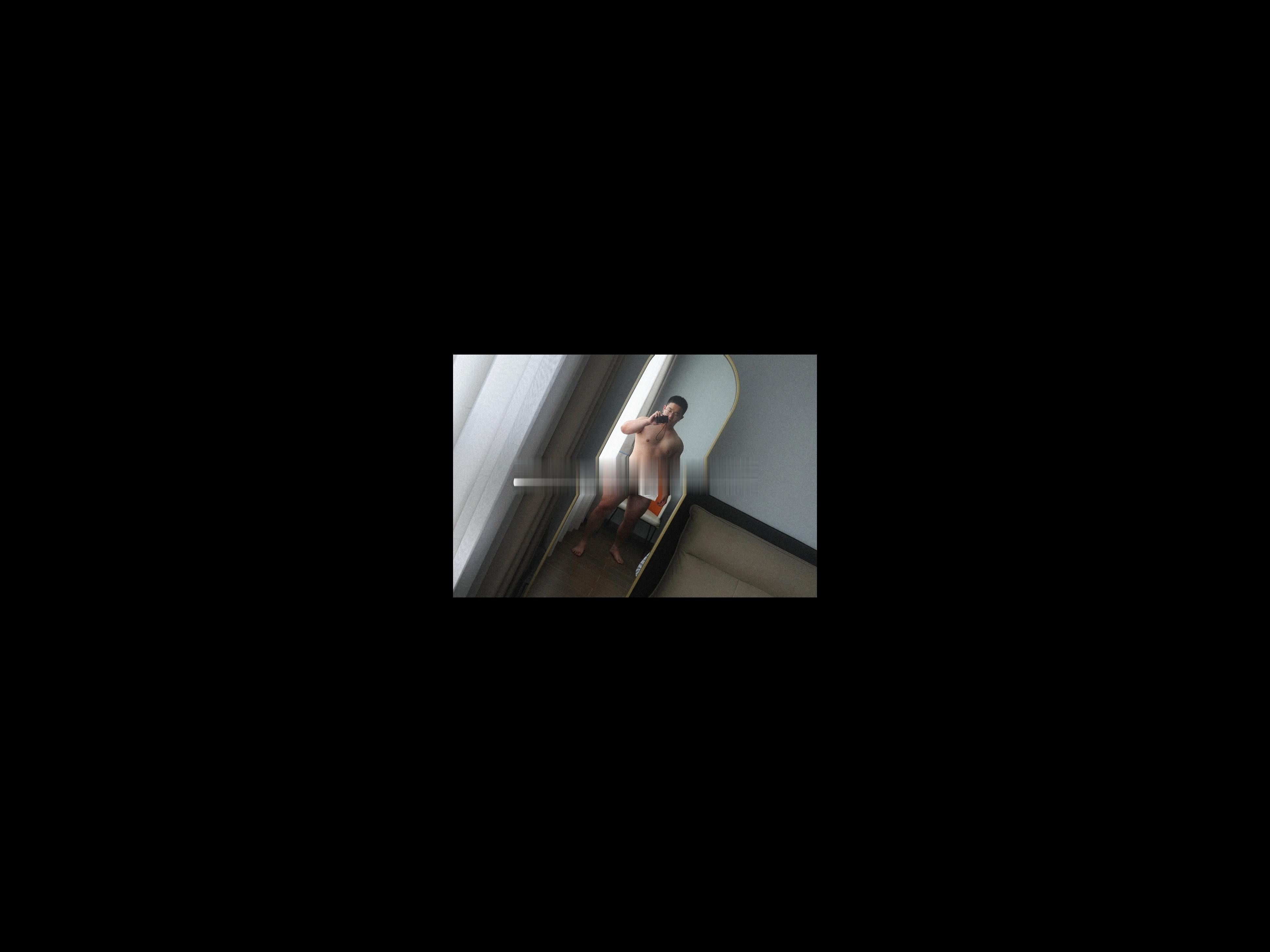 珊珊不肯见我，艾莉像个疯婆子一样整天歇斯底里地鬼叫，这是什么生活什么世界？ 