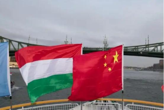 匈牙利喊话中国！别的什么都没说，就说了一句话却让世界震惊了......
 
麻烦