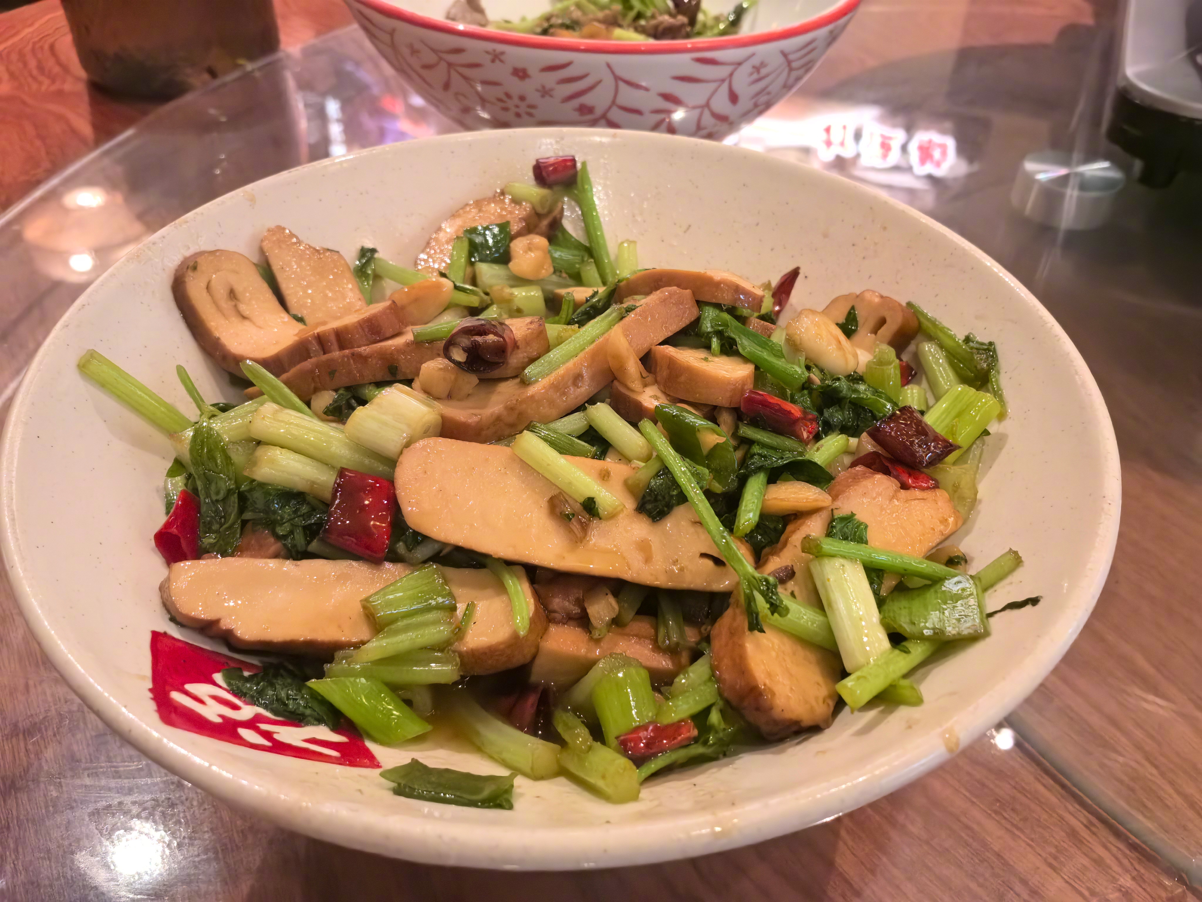 到襄阳了，打鱼船土菜馆[good]  ​​​