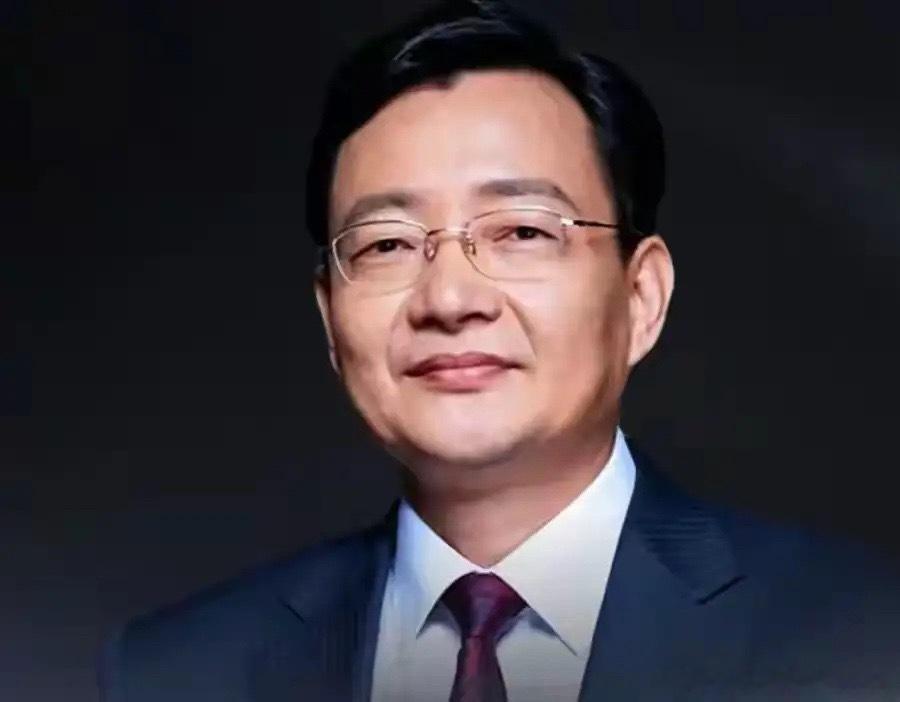 李大霄不厚道，说出来的话格外刺耳，听着让人浑身不舒服。他声称，散户最不爱买优质股
