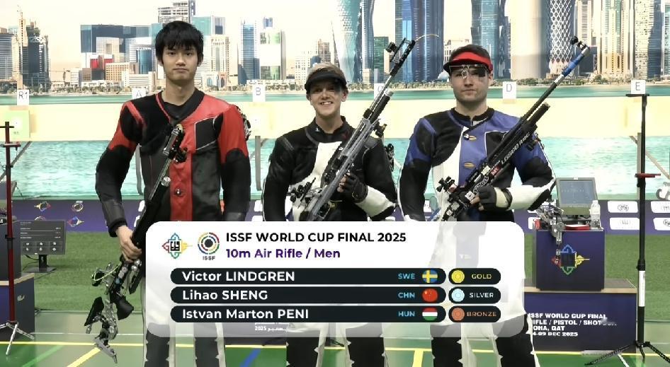 射击世界杯总决赛：盛李豪连续反超获得亚军

2025年射击世界杯总决赛男子10米