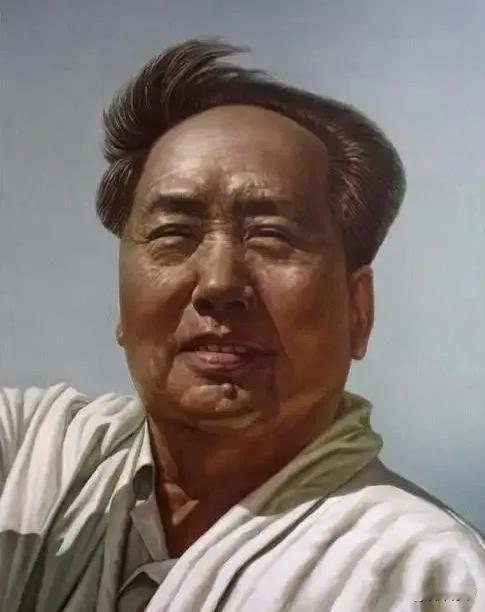 1974年，81岁的毛主席最后一次游泳，上岸后沉默许久，说："我浑身没力气，游泳