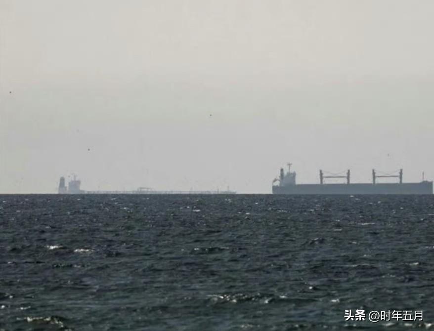 伊朗半官方的塔斯尼姆通讯社报导，伊朗石油部表示，目前并未在国际水域储存任何原油，