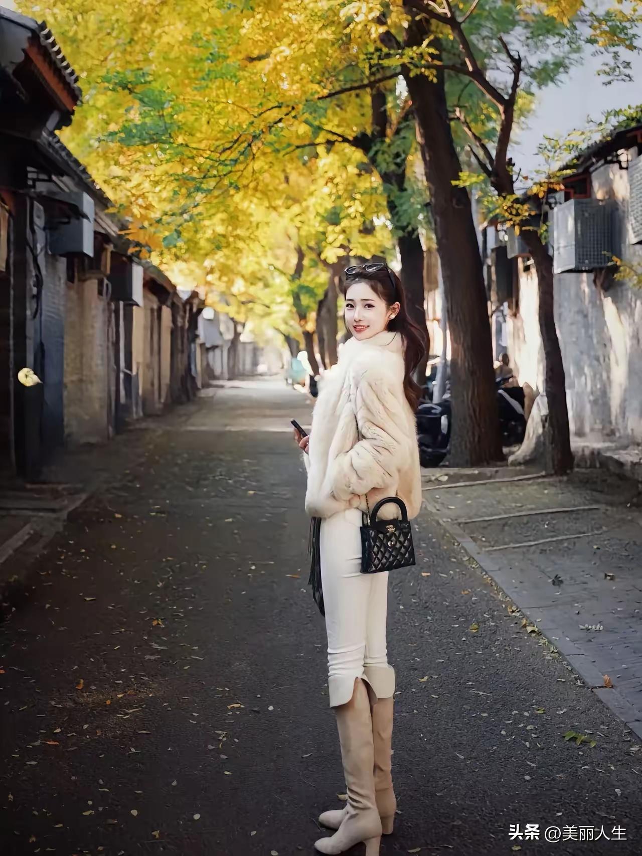 俏丽若三春之桃，清素若九秋之菊什么样的女生称得上是美女? 你心目中的美人 什么样