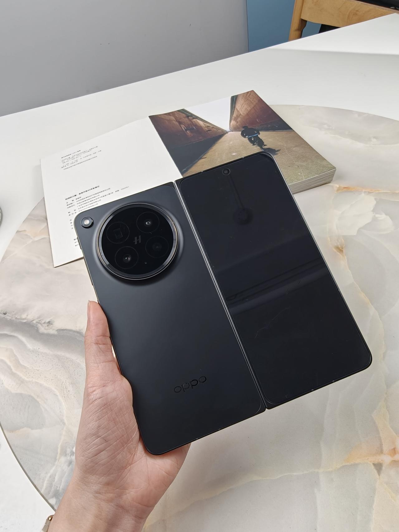 用了折叠屏后，这些体验直板机真给不了🙌

八年果粉第一次用折叠屏
刚换过来的时