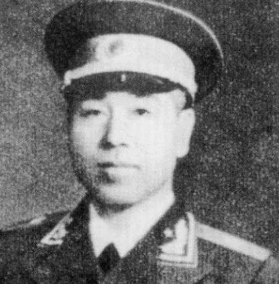 1952年三反运动期间，多封匿名举报信送到中央，指控华东防空军副司令王智涛借接待