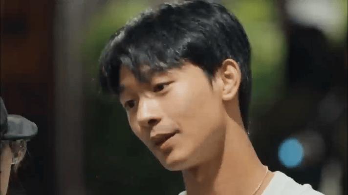#李庚希和张宥浩吵架崩溃大哭# 这个综艺这么刺激的吗？？？好久没在综艺里看这么刺