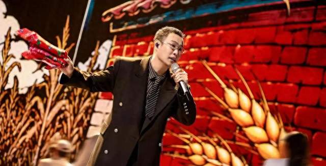 六季哥哥四轮公演重新抱团，走人名额早定好了？强弱悬殊太扎眼！