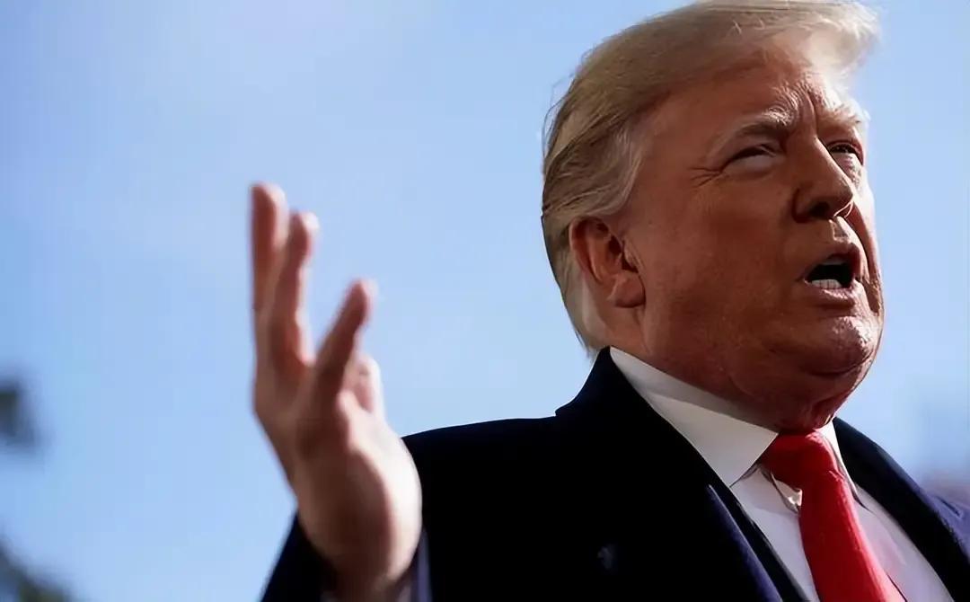 美国人的话一句也别信
    2026.10.9
空言许诺诱俄邦，
北约东扩践旧