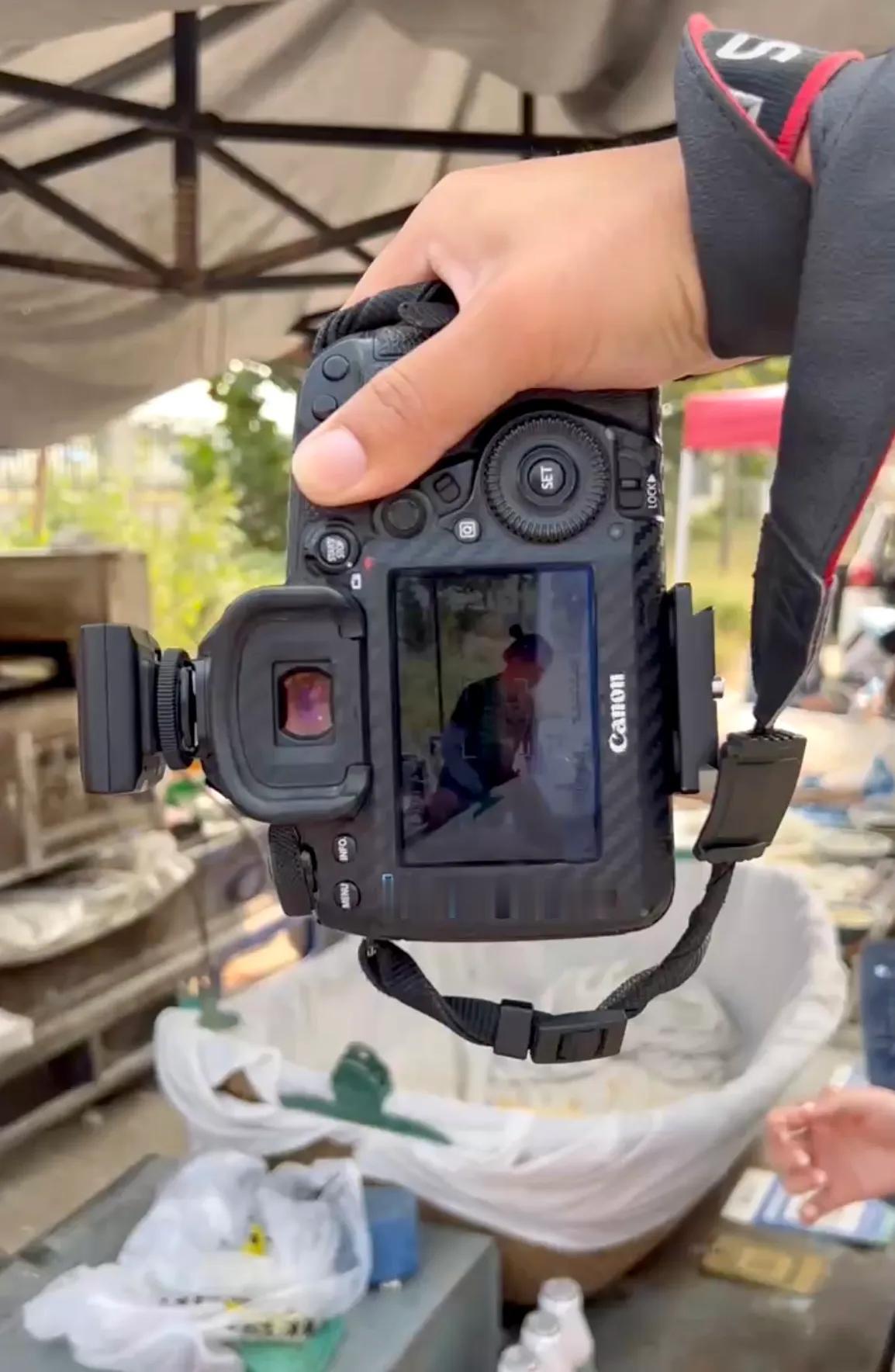 一定要记住，别让资本进入。不要谁邀请，哪个团队。不要重复拉面哥的情景。不管谁在同