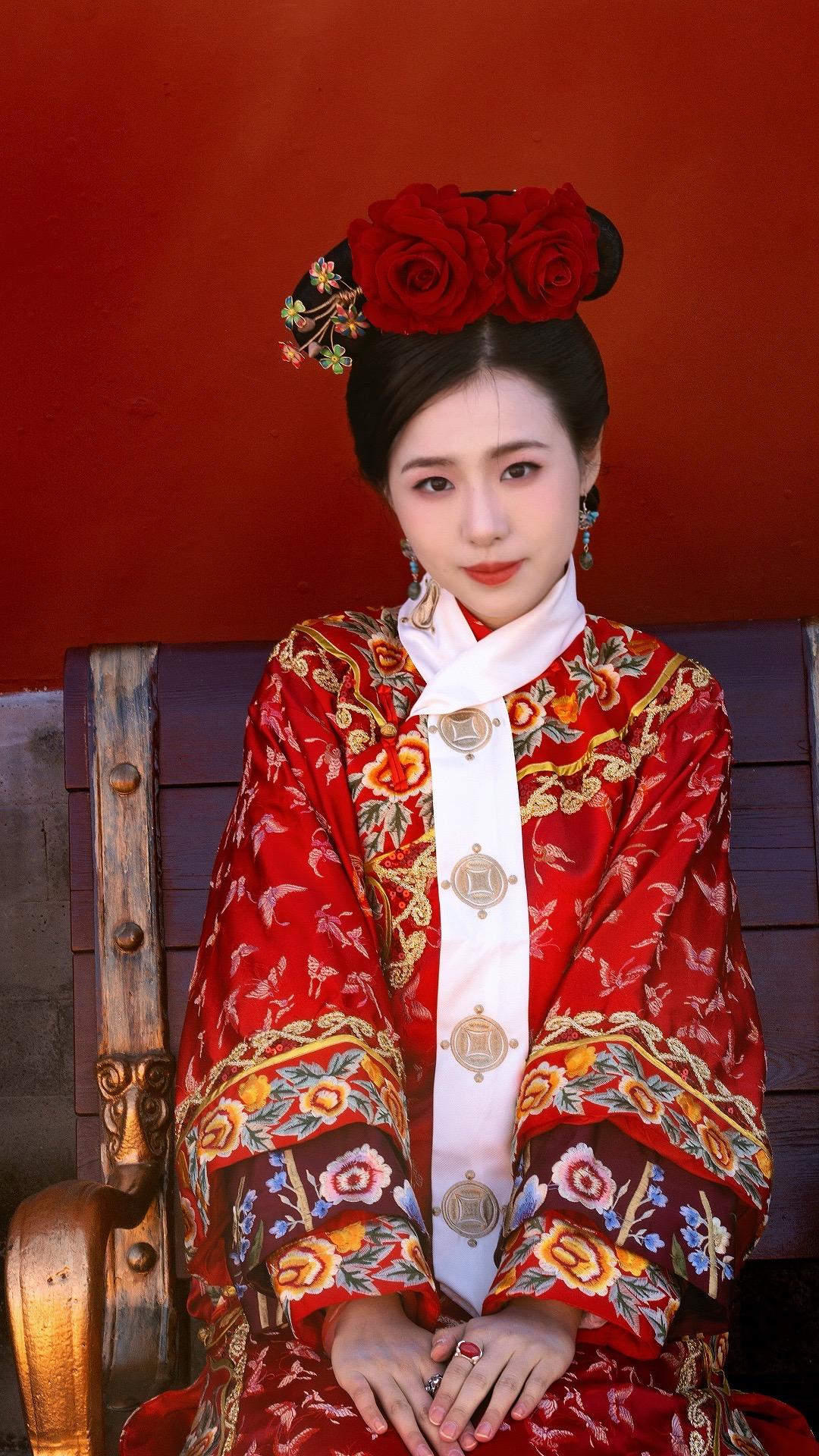 游园惊梦，一觉进梦，想要梦醒，却醒不过来。